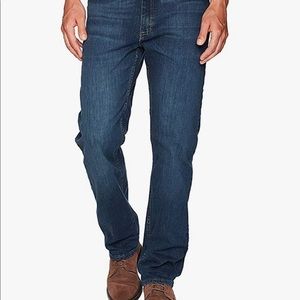 NWT WRANGLER MENS CLASSIC 5 POCKET REGULAR FIT FLEX JEAN